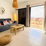 Victoria Court 2 - Lovely En Cristianos Apartment *