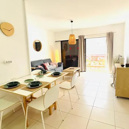 Victoria Court 2 - Lovely En Cristianos Apartamento Los Cristianos (Tenerife)